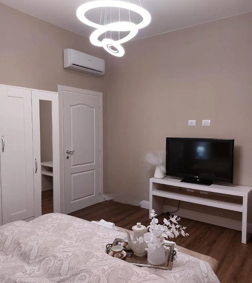 Apartment Perlatoscana Montalpero